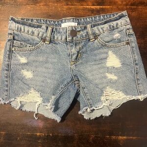O’NEILL Medium Wash Distressed Cutoff Shorts in Size 0
